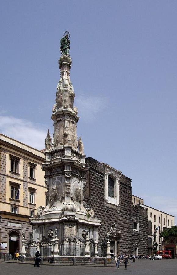 Frizzi & Lazzi House Lejlighed Napoli Eksteriør billede