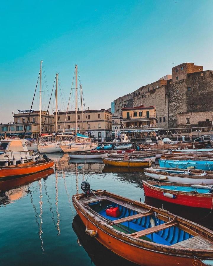 Frizzi & Lazzi House Lejlighed Napoli Eksteriør billede